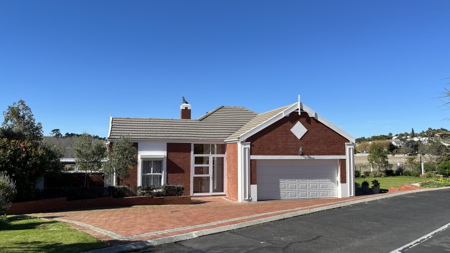 3 Bedroom Property for Sale in Van Riebeeckshof Western Cape